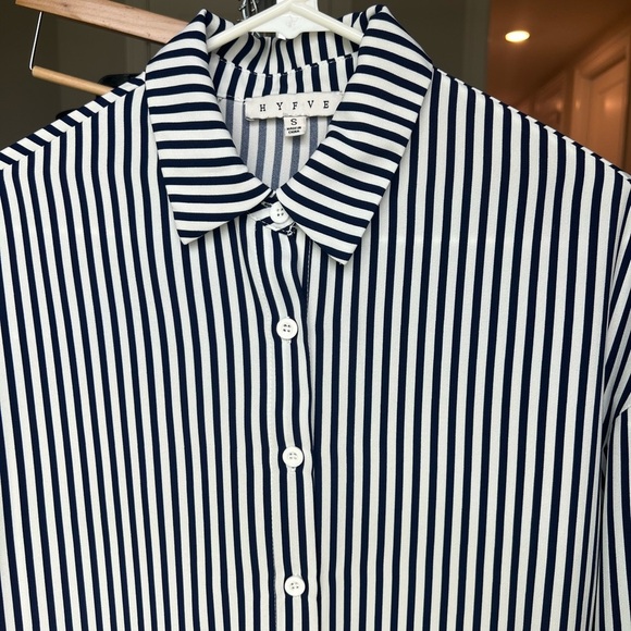 HYFVE Black & White Striped Button Down Shirt S - Picture 2 of 7
